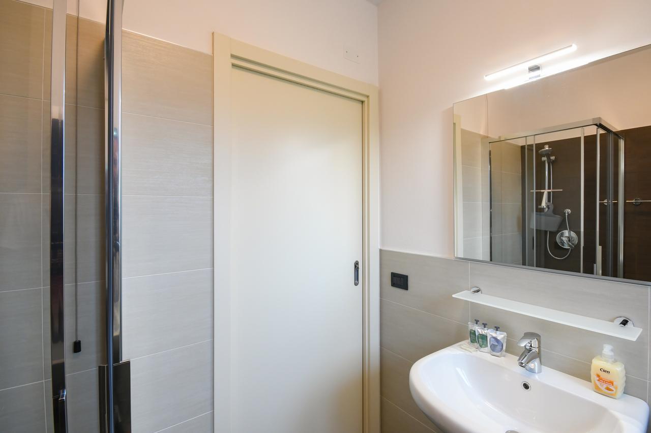 Aurora Home Σιρμιόνε Εξωτερικό φωτογραφία