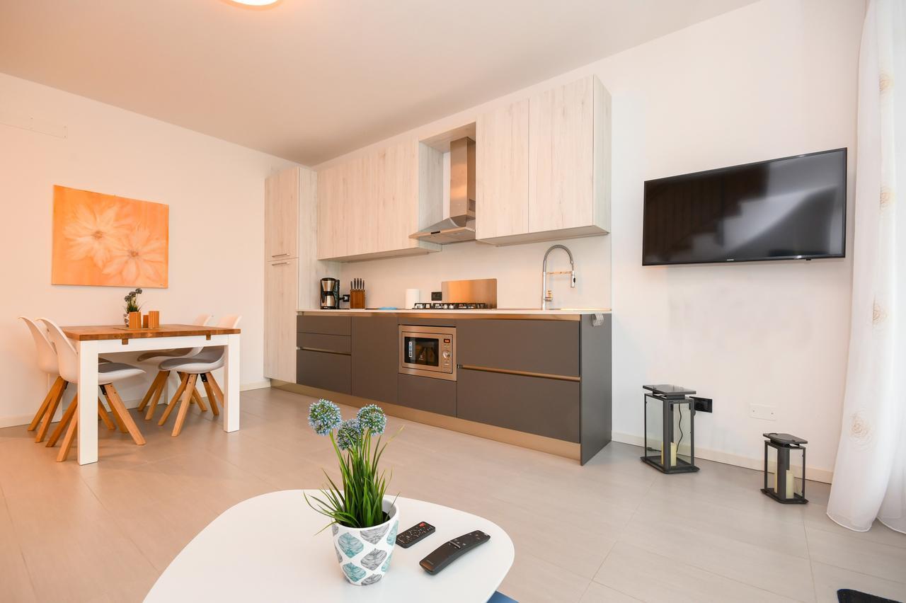 Aurora Home Σιρμιόνε Εξωτερικό φωτογραφία