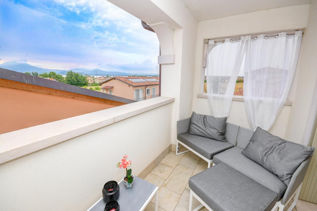 Aurora Home Σιρμιόνε Εξωτερικό φωτογραφία